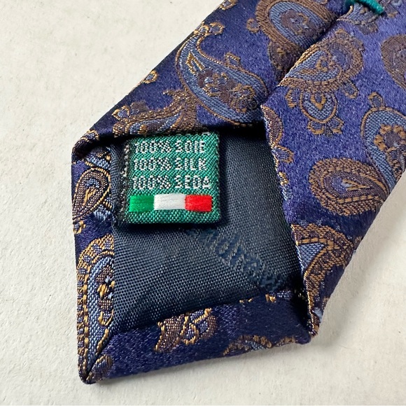 Silk Tie Italian Made Shimmering Rich Purple Gold Blue Paisley Beautiful¡ - Picture 4 of 10